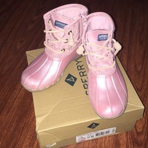 Girls Sperry duck boots